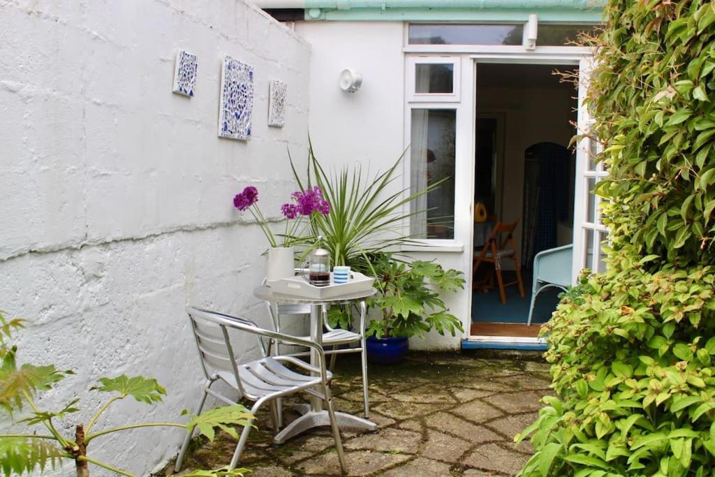 Holiday home With Seafront Hut, Lyme Regis, Dorset